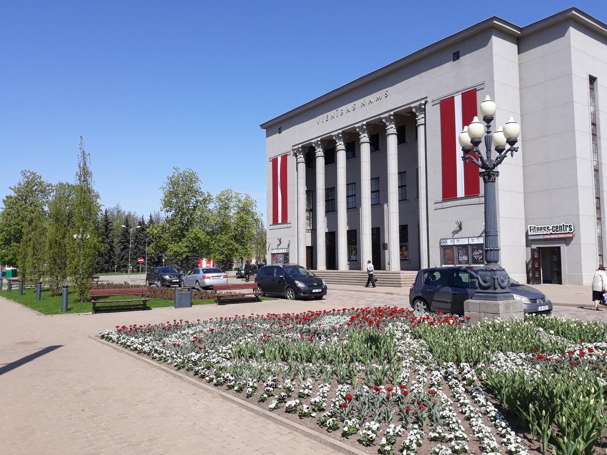 Town Center Studio Apartment Daugavpils Kültér fotó