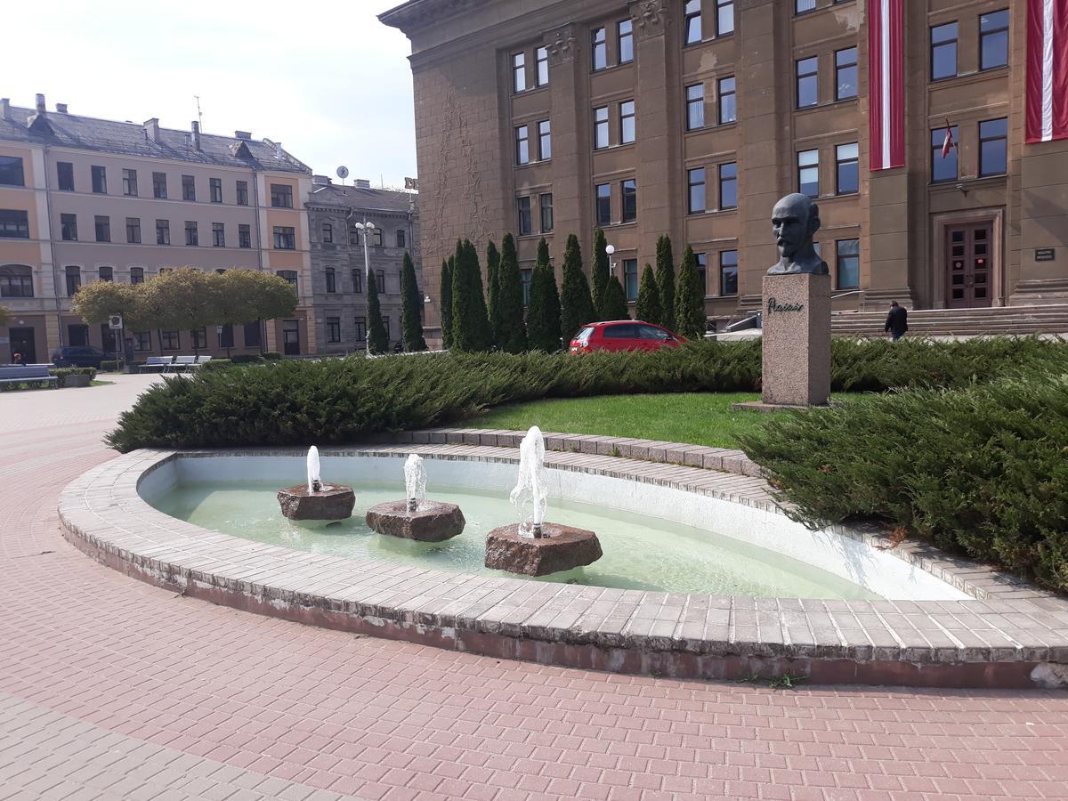 Town Center Studio Apartment Daugavpils Kültér fotó